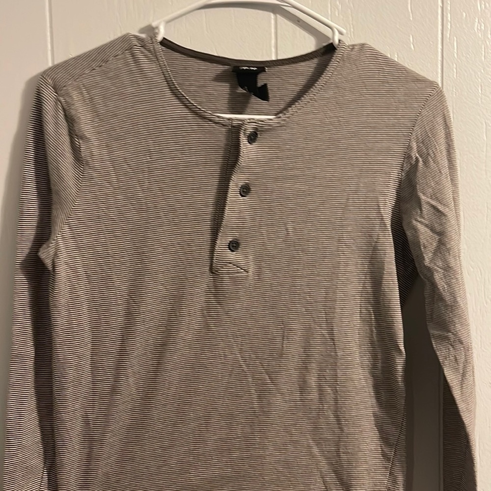 Men’s H&M XS striped pocket Tee